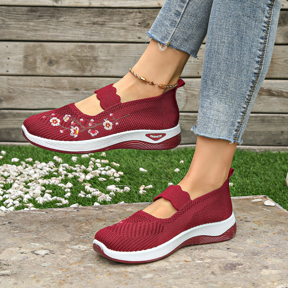 Cloth Shoes Soft Bottom Comfortable Middle-aged And Elderly Mom Shoes